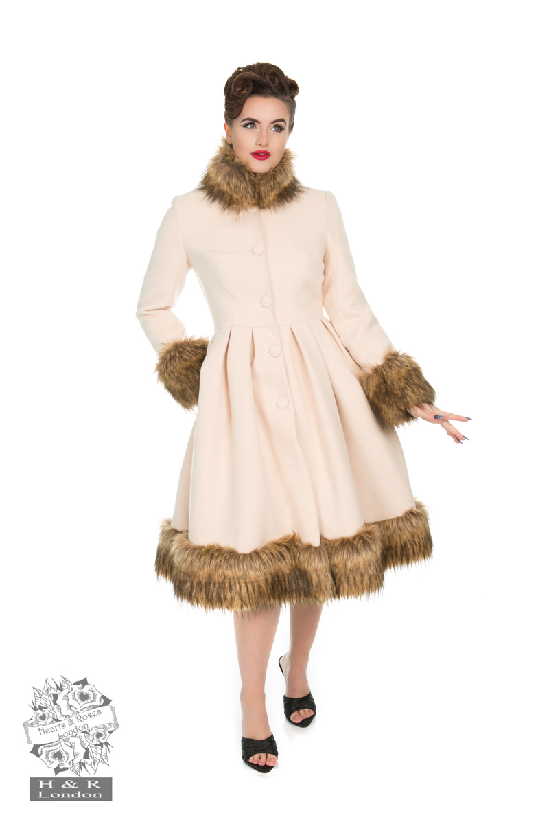 Chrissette Coat in Beige